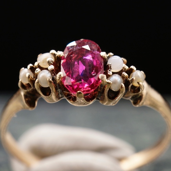c.1880 Victorian Engagement Ring .52ct 6.5x4mm Natural Ruby Seed Pearls 14k - Picture 3 of 12